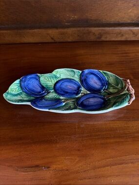 Serving Dish Italian Pottery Majolica Hand Painted Purple Plums